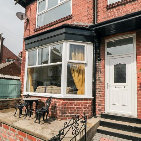The Robins Villa Filey Bagian luar foto