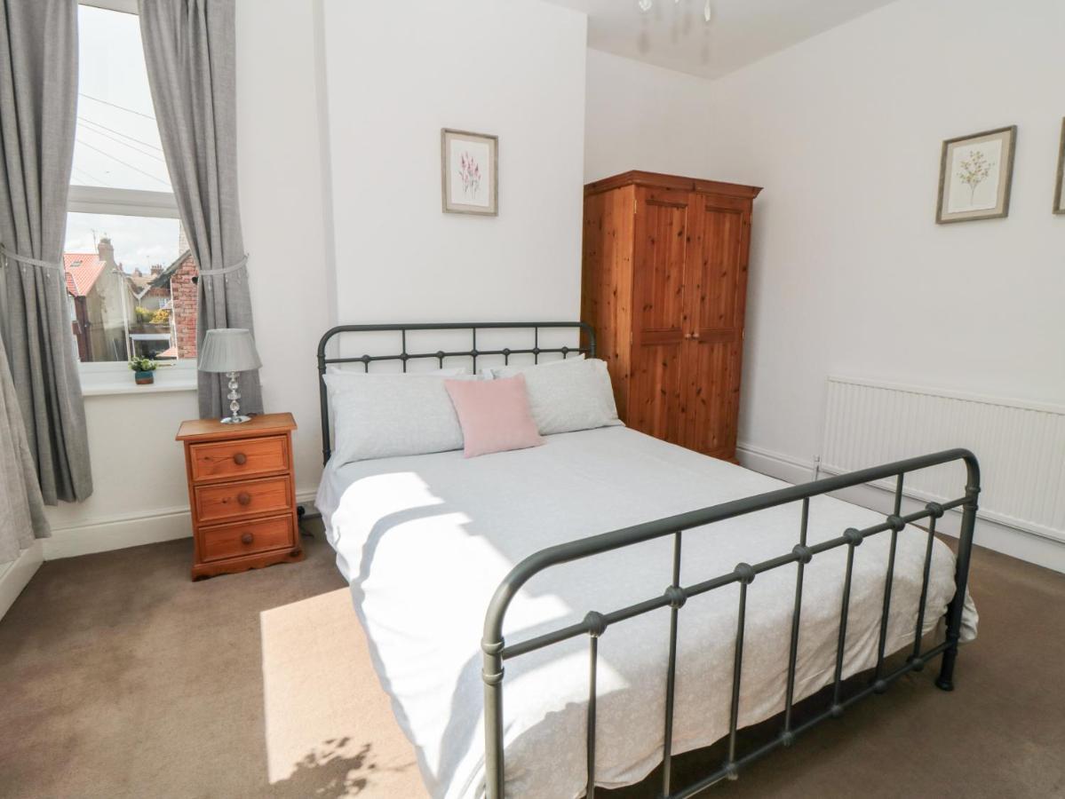 The Robins Villa Filey Bagian luar foto